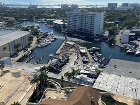 13499 Biscayne Blvd 1506, North Miami FL 33181