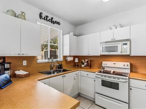 7377 NW 174th Ter 105, Hialeah FL 33015