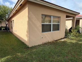 3951 NE 11th Dr, Homestead FL 33033