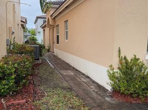 3951 NE 11th Dr, Homestead FL 33033