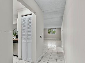 1830 Dixieanna St 102, Hollywood FL 33020