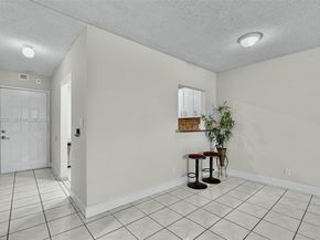 1830 Dixieanna St 102, Hollywood FL 33020