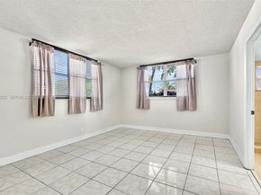 1830 Dixieanna St 102, Hollywood FL 33020