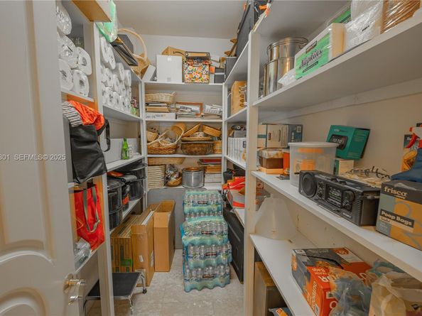 3220 NE 165th St, North Miami Beach FL 33160