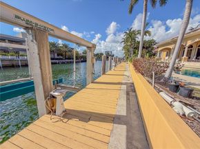 3220 NE 165th St, North Miami Beach FL 33160