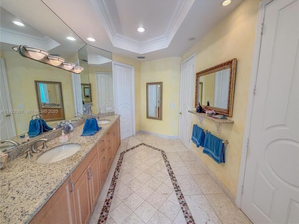 3220 NE 165th St, North Miami Beach FL 33160