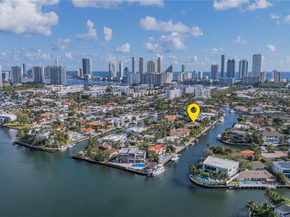 3220 NE 165th St, North Miami Beach FL 33160