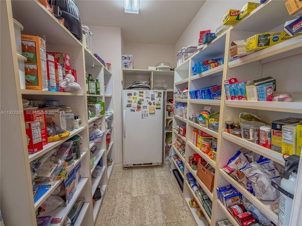 3220 NE 165th St, North Miami Beach FL 33160