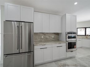 8560 NW 169th Ter, Miami Lakes FL 33016