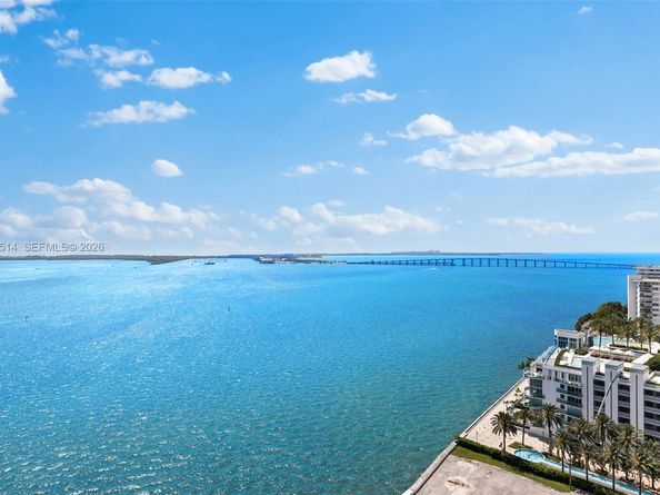 1155 Brickell Bay Dr 2005, Miami FL 33131