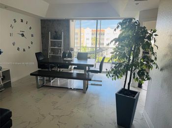 10700 NW 66th St