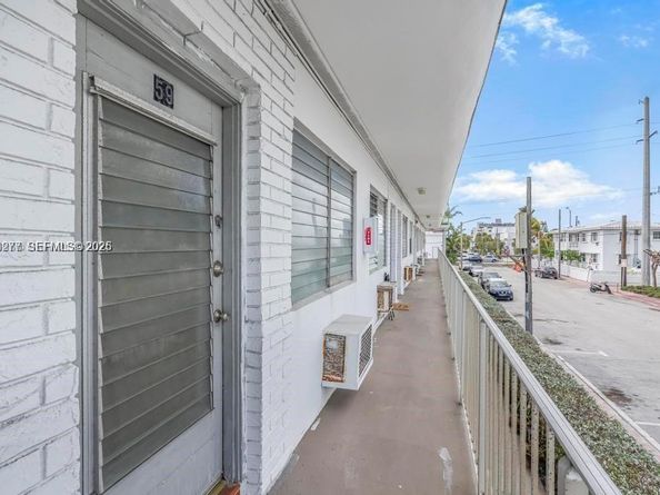 200 76th St 59, Miami Beach FL 33141