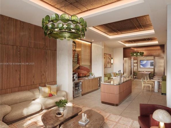 2215 NW 1st Place 622, Miami FL 33127