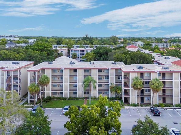 2601 NW 48th Ter 147, Lauderdale Lakes FL 33313