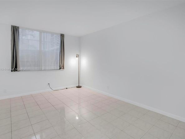 2601 NW 48th Ter 147, Lauderdale Lakes FL 33313