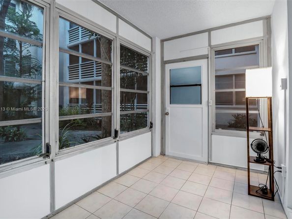 2601 NW 48th Ter 147, Lauderdale Lakes FL 33313