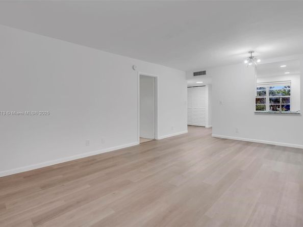 2601 NW 48th Ter 147, Lauderdale Lakes FL 33313