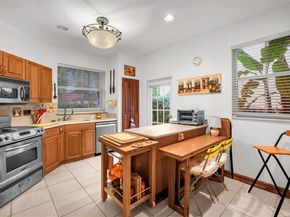 113 NW 73rd Ter, Plantation FL 33317