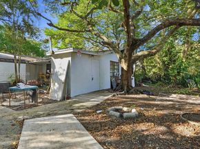 1918 Sheridan St, Hollywood FL 33020