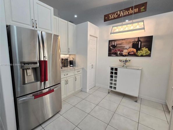 15661 SW 16th Ct, Pembroke Pines FL 33027