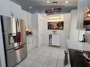 15661 SW 16th Ct, Pembroke Pines FL 33027