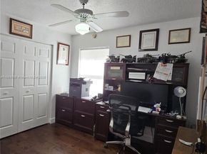 15661 SW 16th Ct, Pembroke Pines FL 33027