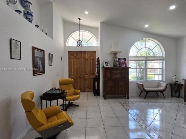 15661 SW 16th Ct, Pembroke Pines FL 33027
