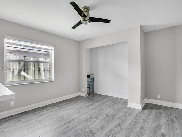 5498 NW 45th Way, Coconut Creek FL 33073