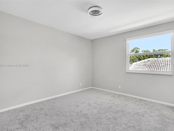 5498 NW 45th Way, Coconut Creek FL 33073