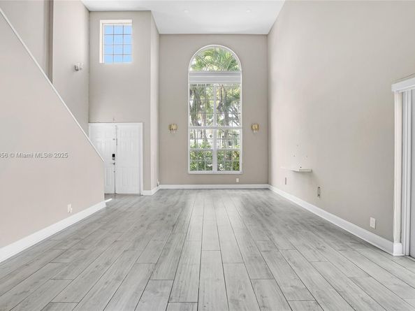 5498 NW 45th Way, Coconut Creek FL 33073