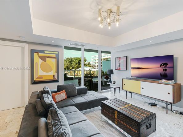 2627 S Bayshore Dr 504, Miami FL 33133