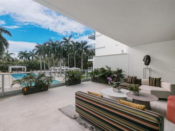 2627 S Bayshore Dr 504, Miami FL 33133