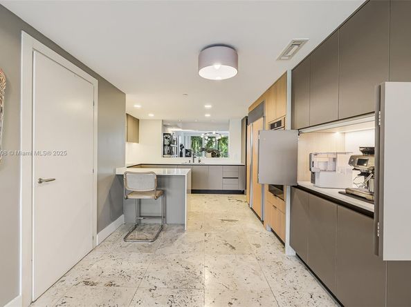 2627 S Bayshore Dr 504, Miami FL 33133