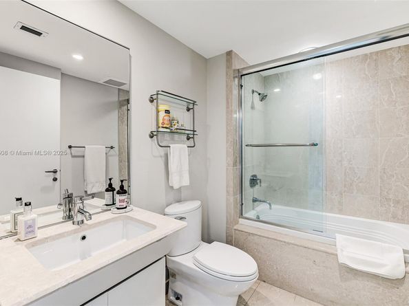 2627 S Bayshore Dr 504, Miami FL 33133