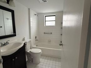 10431 N Kendall Dr D104, Miami FL 33176