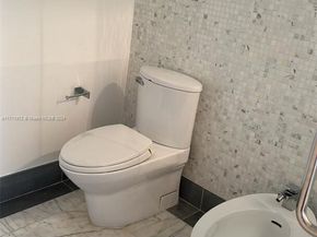 200 Biscayne Boulevard Way 3109, Miami FL 33131