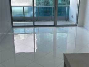 200 Biscayne Boulevard Way 3109, Miami FL 33131