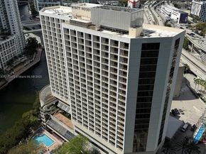 200 Biscayne Boulevard Way 3109, Miami FL 33131