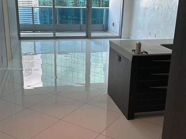 200 Biscayne Boulevard Way 3109, Miami FL 33131