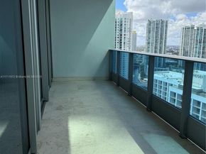 200 Biscayne Boulevard Way 3109, Miami FL 33131