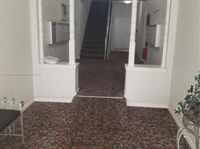 2220 NE 68th St 1028, Fort Lauderdale FL 33308