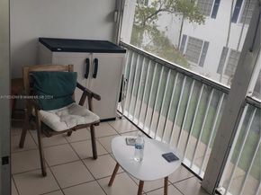 2220 NE 68th St 1028, Fort Lauderdale FL 33308