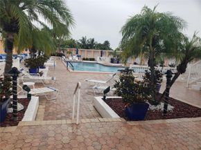 2220 NE 68th St 1028, Fort Lauderdale FL 33308