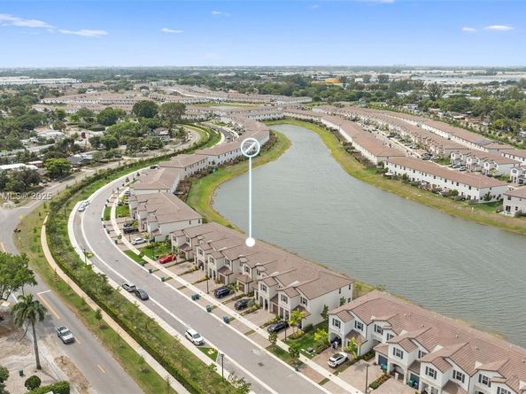 12824 NW 22nd Pl 12824, Miami FL 33167