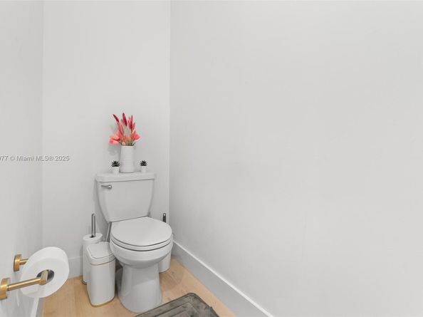 12824 NW 22nd Pl 12824, Miami FL 33167