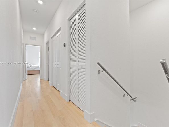 12824 NW 22nd Pl 12824, Miami FL 33167