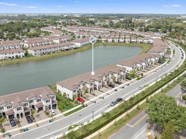 12824 NW 22nd Pl 12824, Miami FL 33167