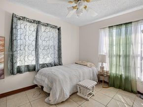 19641 Sterling Dr, Cutler Bay FL 33157