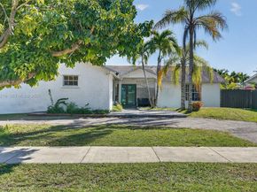 19641 Sterling Dr, Cutler Bay FL 33157