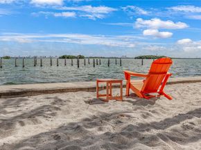 650 NE 64th St G208, Miami FL 33138